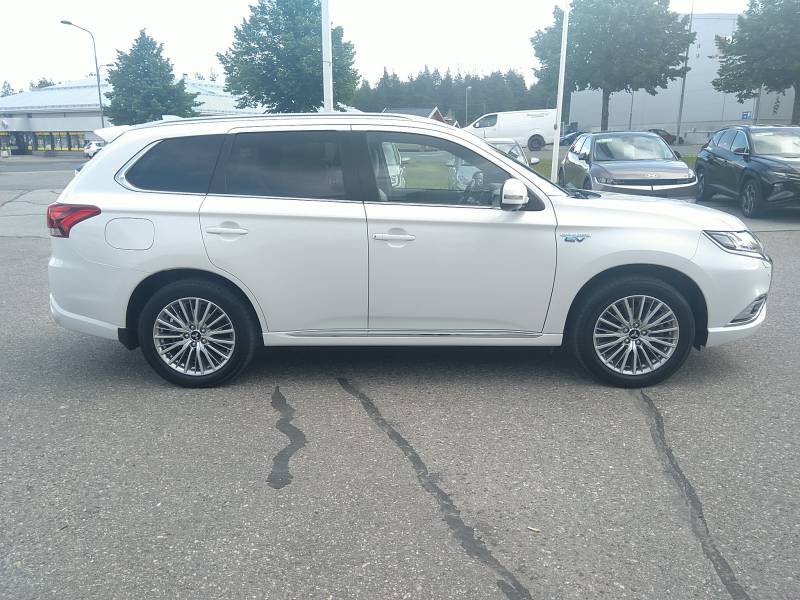 Mitsubishi Outlander PHEV