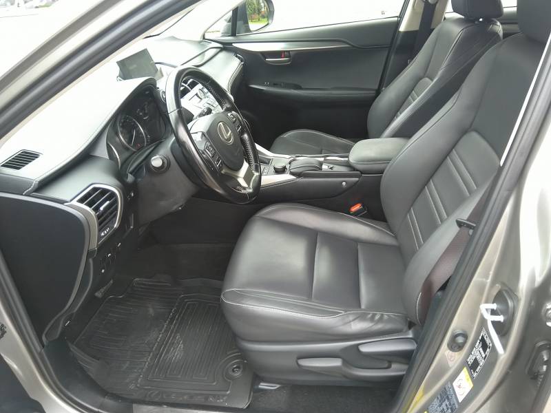 Lexus NX