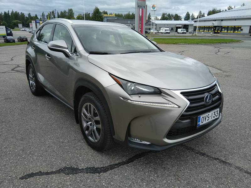 Lexus NX